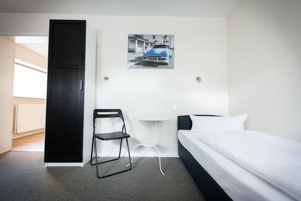 Family Room with Bathroom (4 Adults)